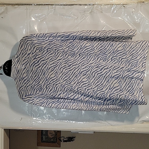 Chico's Zebra Print Open Front Cardigan Textured Trim Lightweight Slinky - Picture 5 of 7